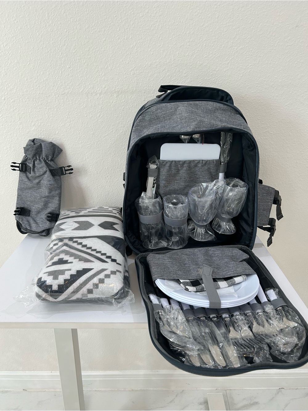 Lazybare Picnic Outdoor Backpack Set with Utensils and Blanket Set of Four